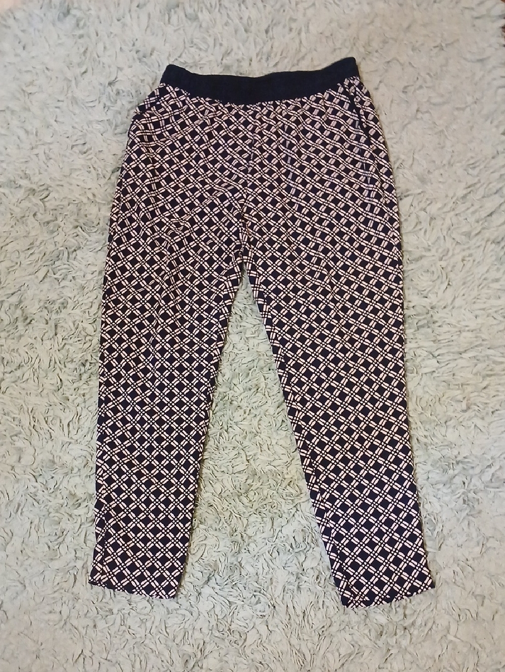 Jones New York Navy and Cream Geometric Petite Pants